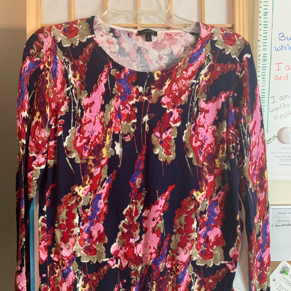 Beautiful Talbots Floral Sweater Sz S